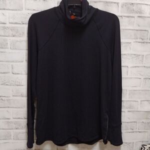 Lululemon top